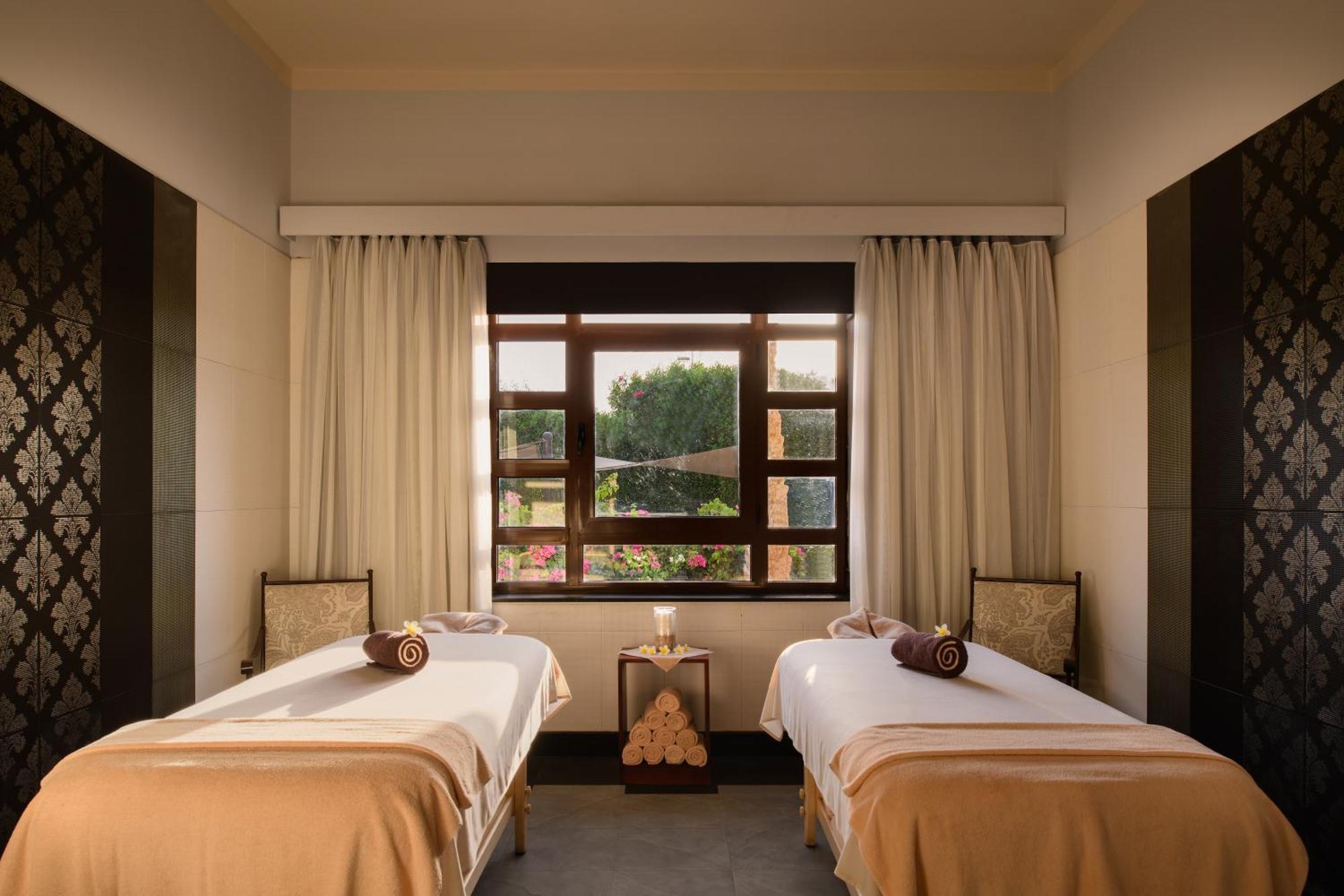 Iberotel Redsina Charm el-Cheikh Extérieur photo Spa at The Oberoi, Mumbai
